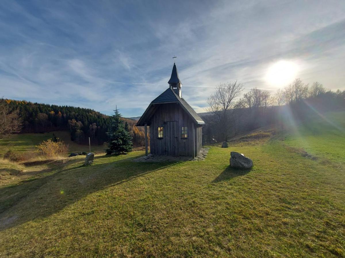 Ferienhaus Erzgebirge "An Der Trebe" Mit Kamin Und Sauna نيوهاوسين المظهر الخارجي الصورة