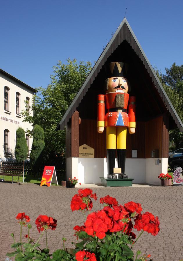 Ferienhaus Erzgebirge "An Der Trebe" Mit Kamin Und Sauna نيوهاوسين المظهر الخارجي الصورة
