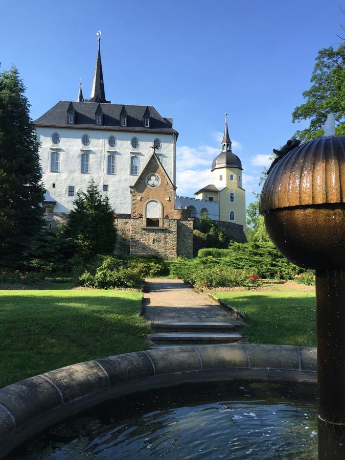 Ferienhaus Erzgebirge "An Der Trebe" Mit Kamin Und Sauna نيوهاوسين المظهر الخارجي الصورة